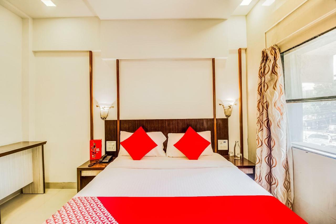 Oyo Flagship 19825 Hotel Panchratna Panvel Esterno foto